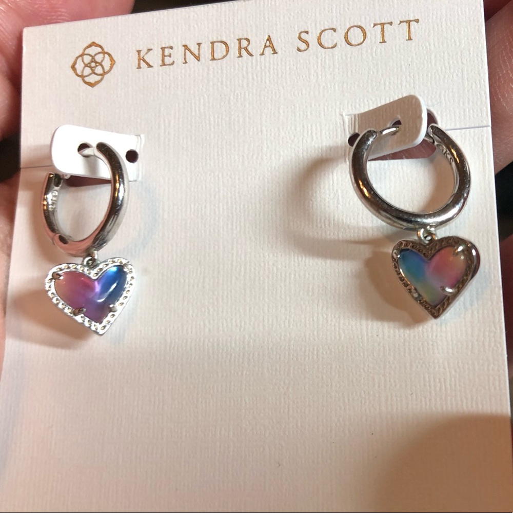 Kendra scott SET rhodium Ari huggie earrings and bracelet NWT